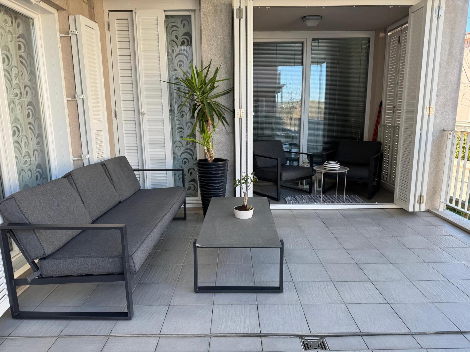 Ferienwohnung Titanium Izola Exterior foto